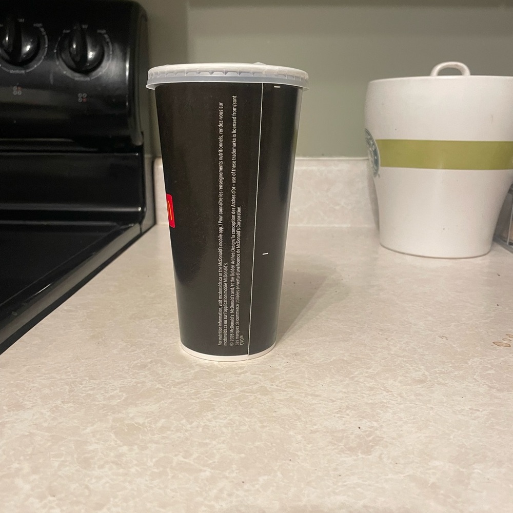 Drake OvO McDonalds cup (Canada Exclusive)
